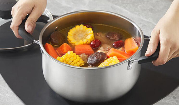 stainless steel cookware